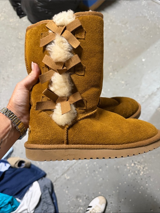 Koolaburra Shoes - Koolaburra Women's Shearling-Lined Suede Boots in Chestnut